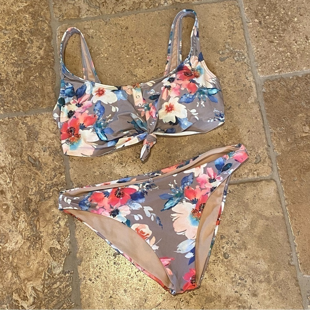 VYB Vicious Young Babes Floral 2-Piece Bikini Set Top(S) Bottom(M) Size S/M